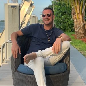 Meet your Posher, Shaq